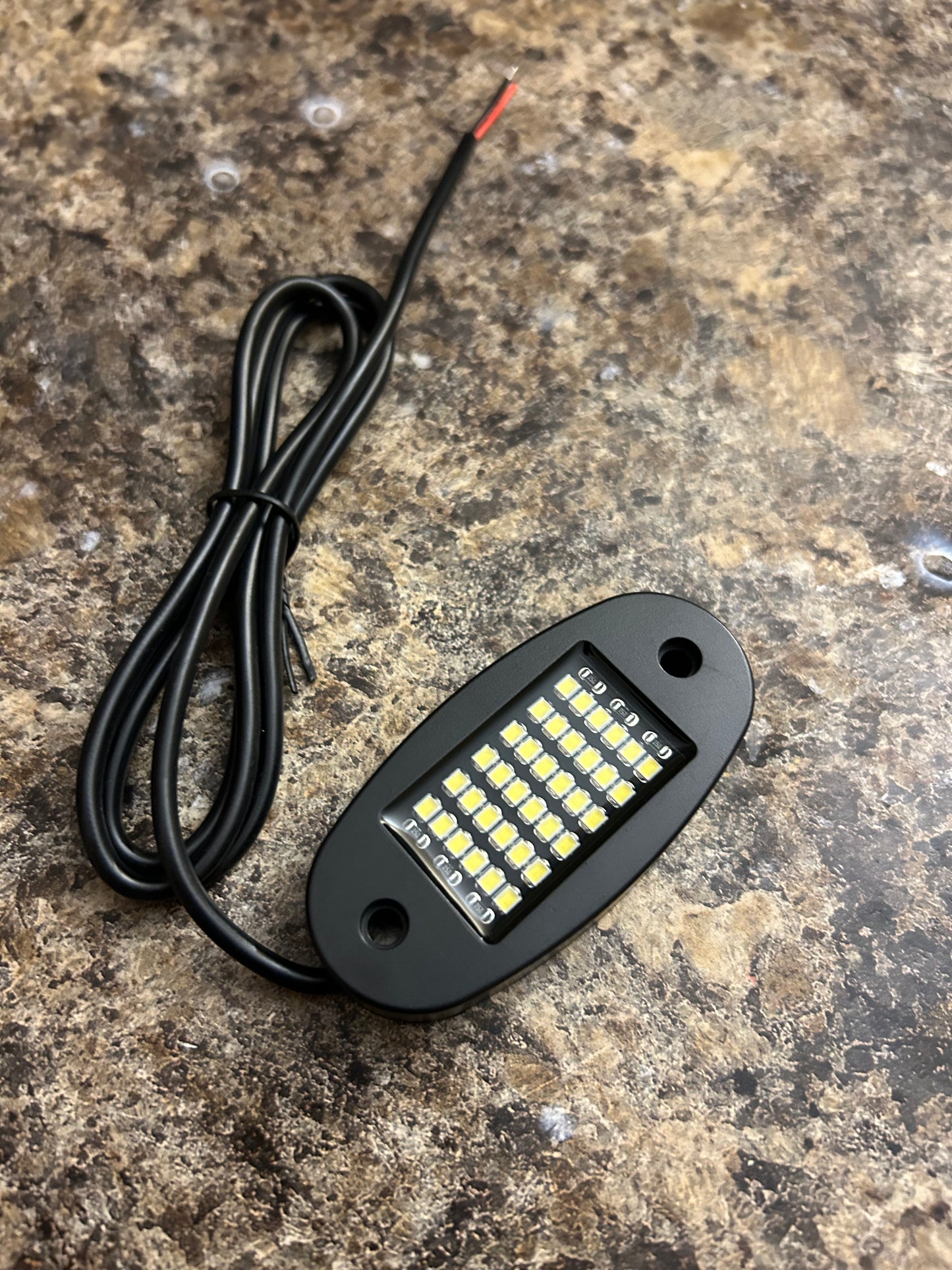 Ultra bee under glow
